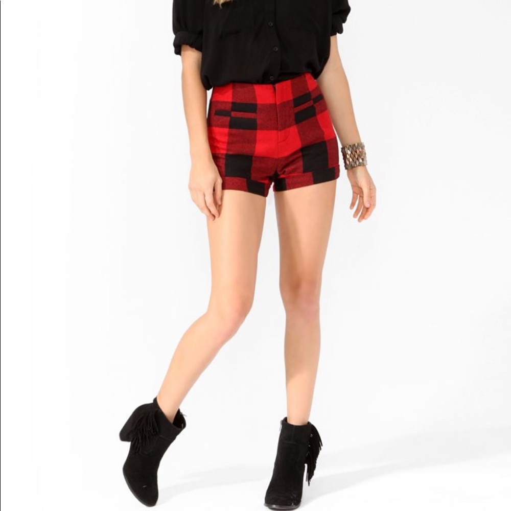 Forever21 wool blend, red, Buffalo check shorts 27